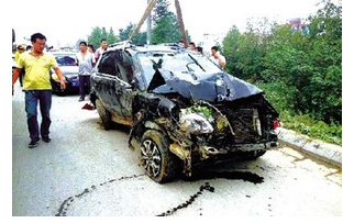 男子消费后未付账驾车逃跑 连撞3车涉嫌毒驾-